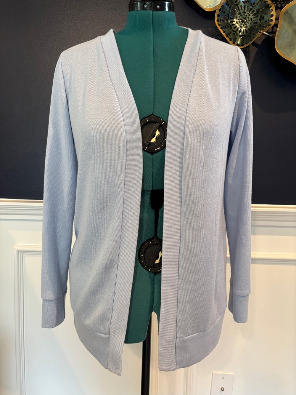 Hount Women's Light Blue Open Front Cardigan Sweater Medium Soft Stretch Layerin